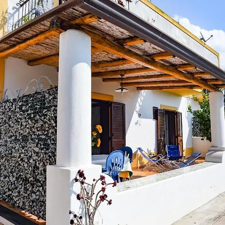 Marina Lunga * Città di Lipari